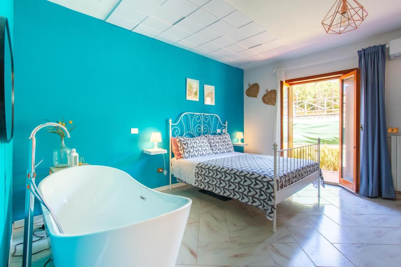 Deluxe Queen Suite