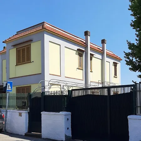 Villa Mariel Rooms And Apartments-2